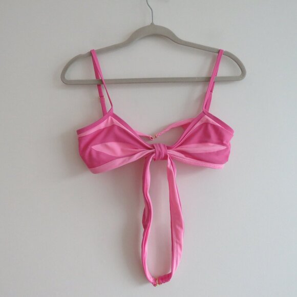 93 PLAY STREET Sophie Butterfly Bikini Top in Poppy Pink Feminine Y2K - Size M - Picture 2 of 13